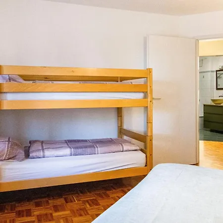 Apartman Arenda *